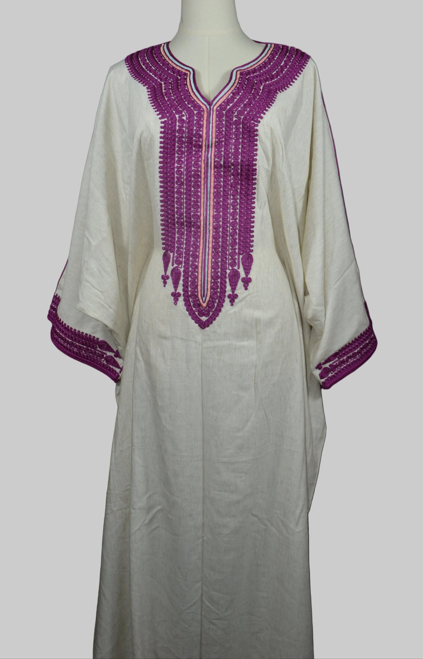 Gandoura farasha lin broderie violette marocaine - Vue de face complète