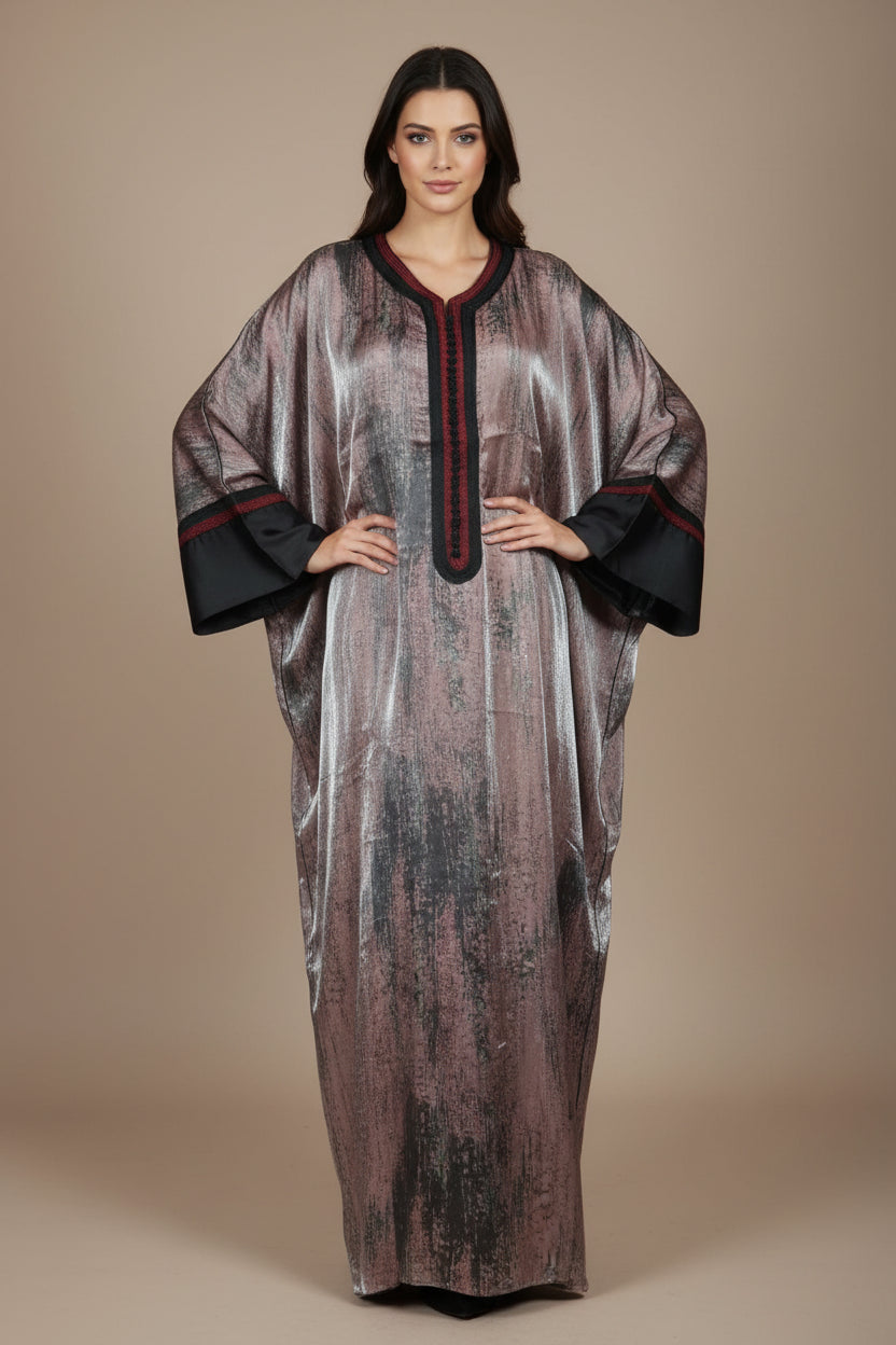 Gandoura crêpe satiné rose vue de face - Élégance marocaine ZEYNAYA