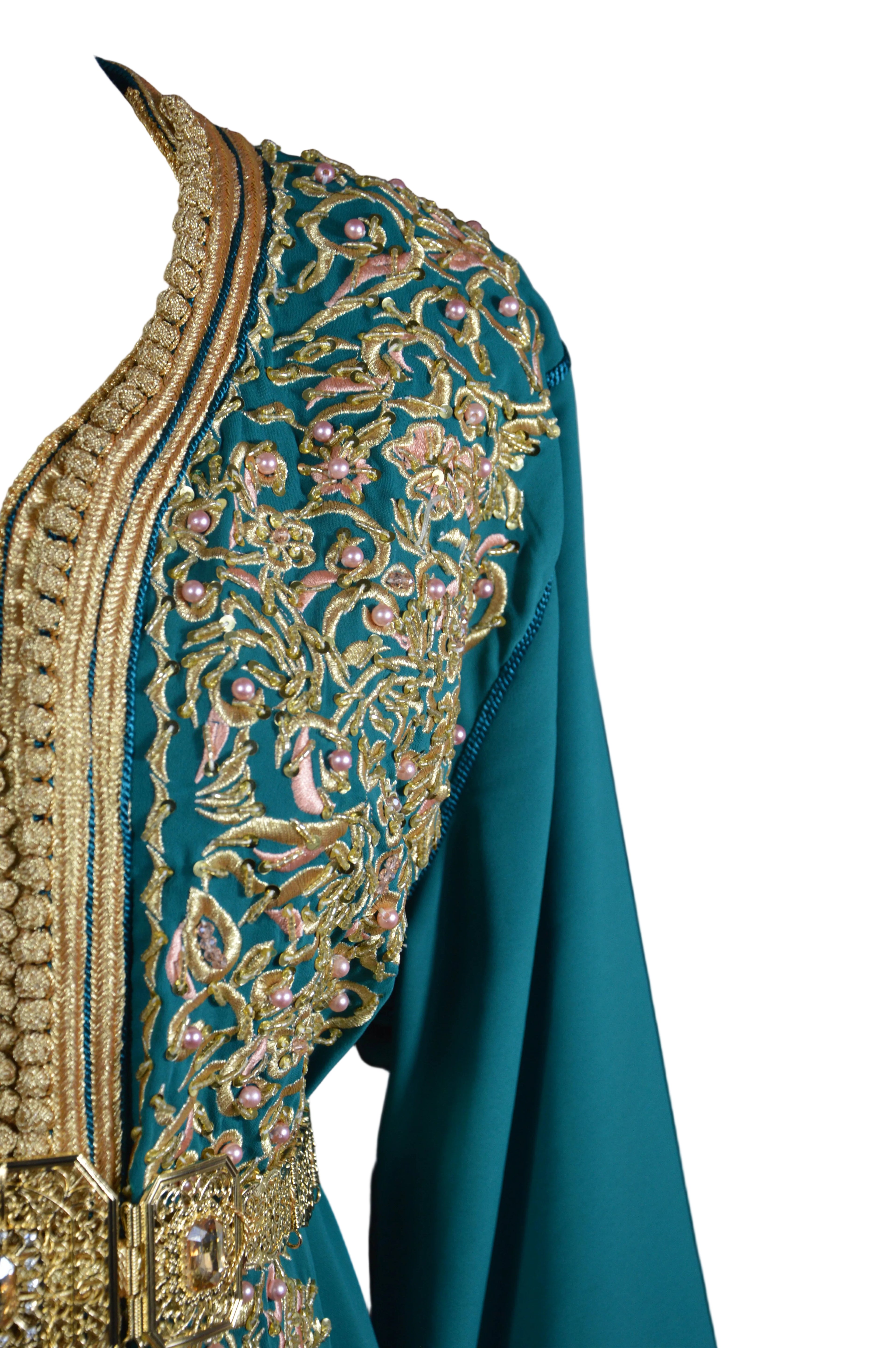 CAFTAN ROYAL BLEU CANARD PERLÉE BRODÉE - LUXE MAROCAIN