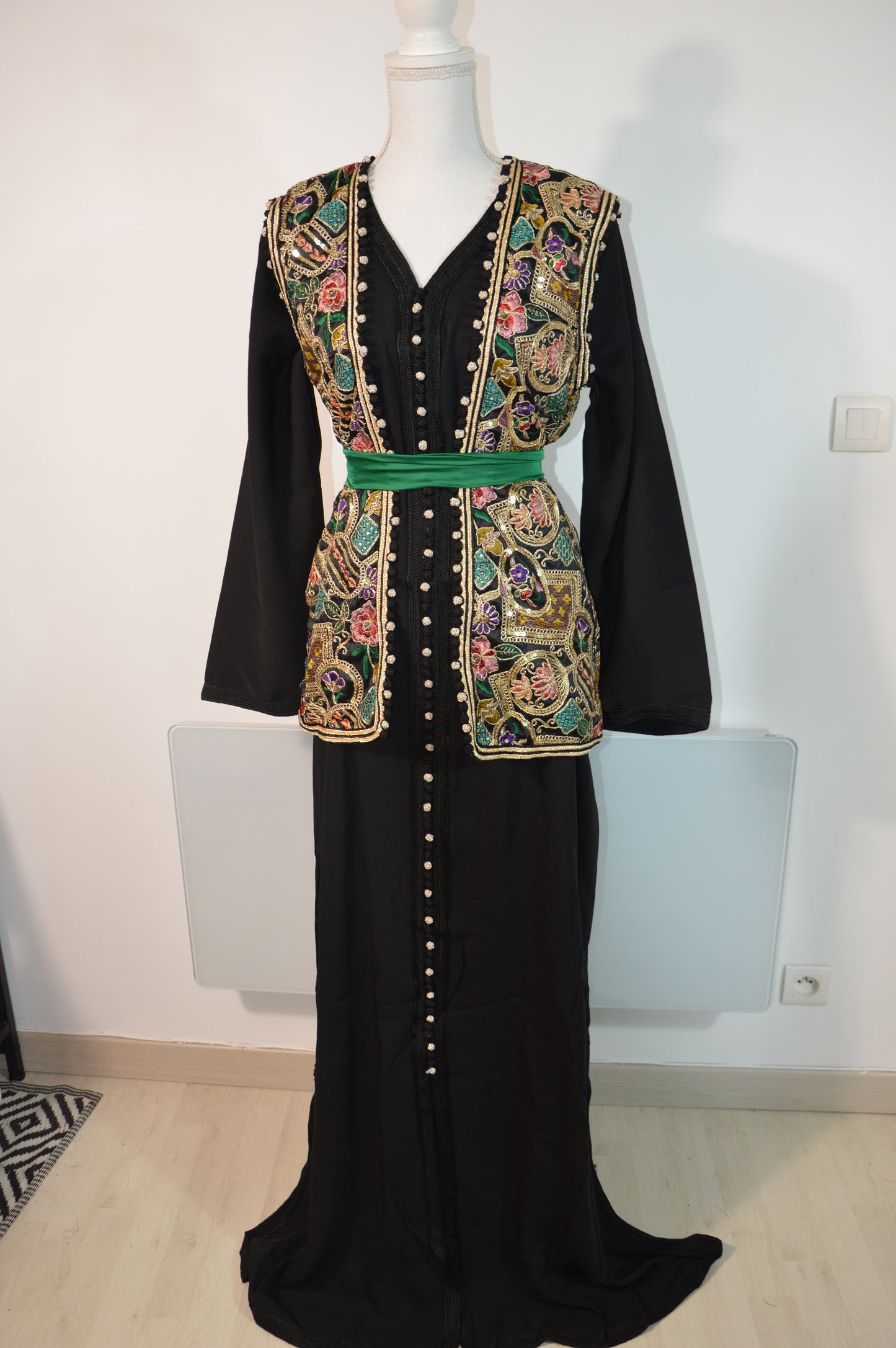 Caftan SARIA — Noir & Vert