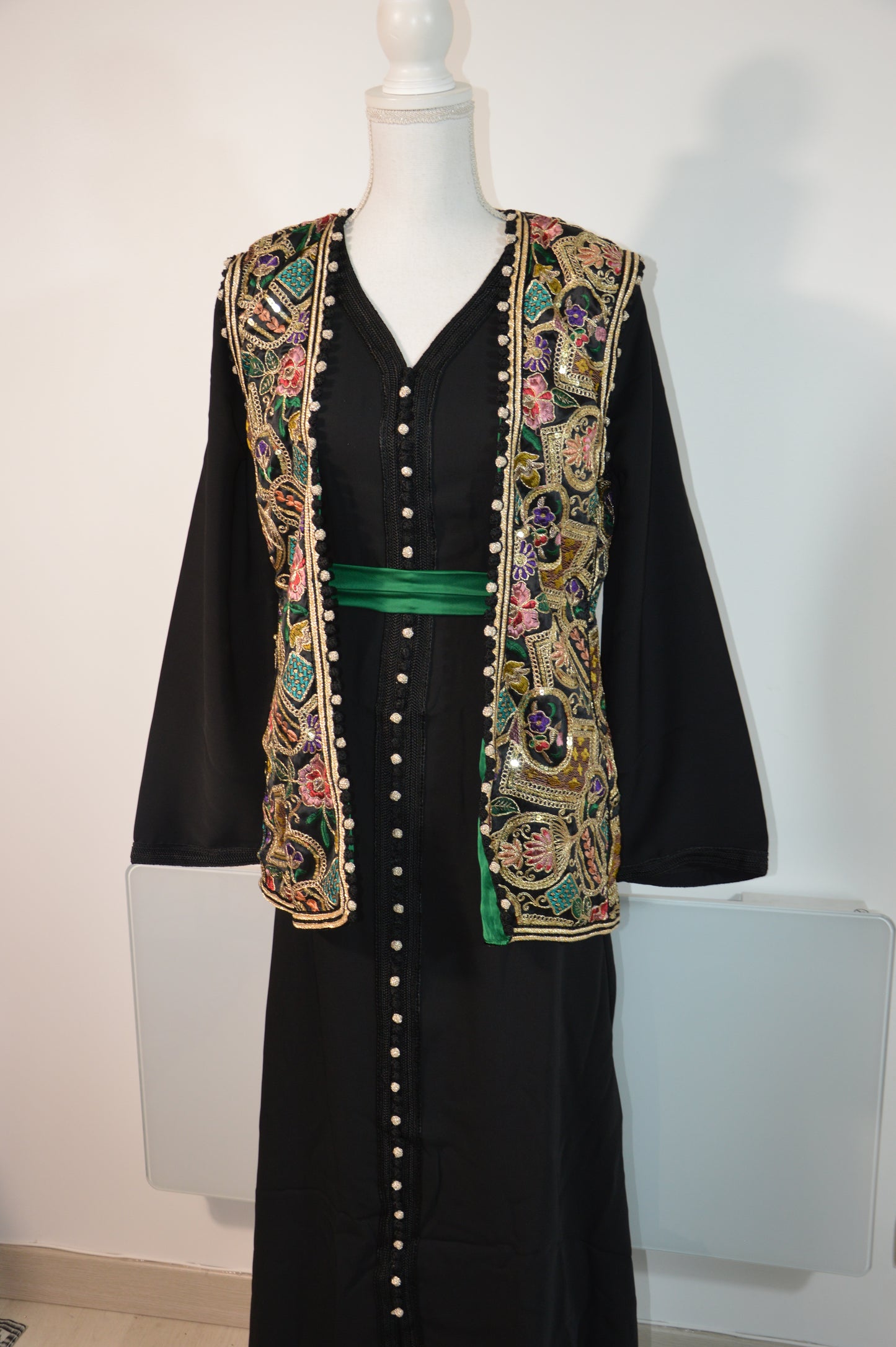 Caftan SARIA — Noir & Vert