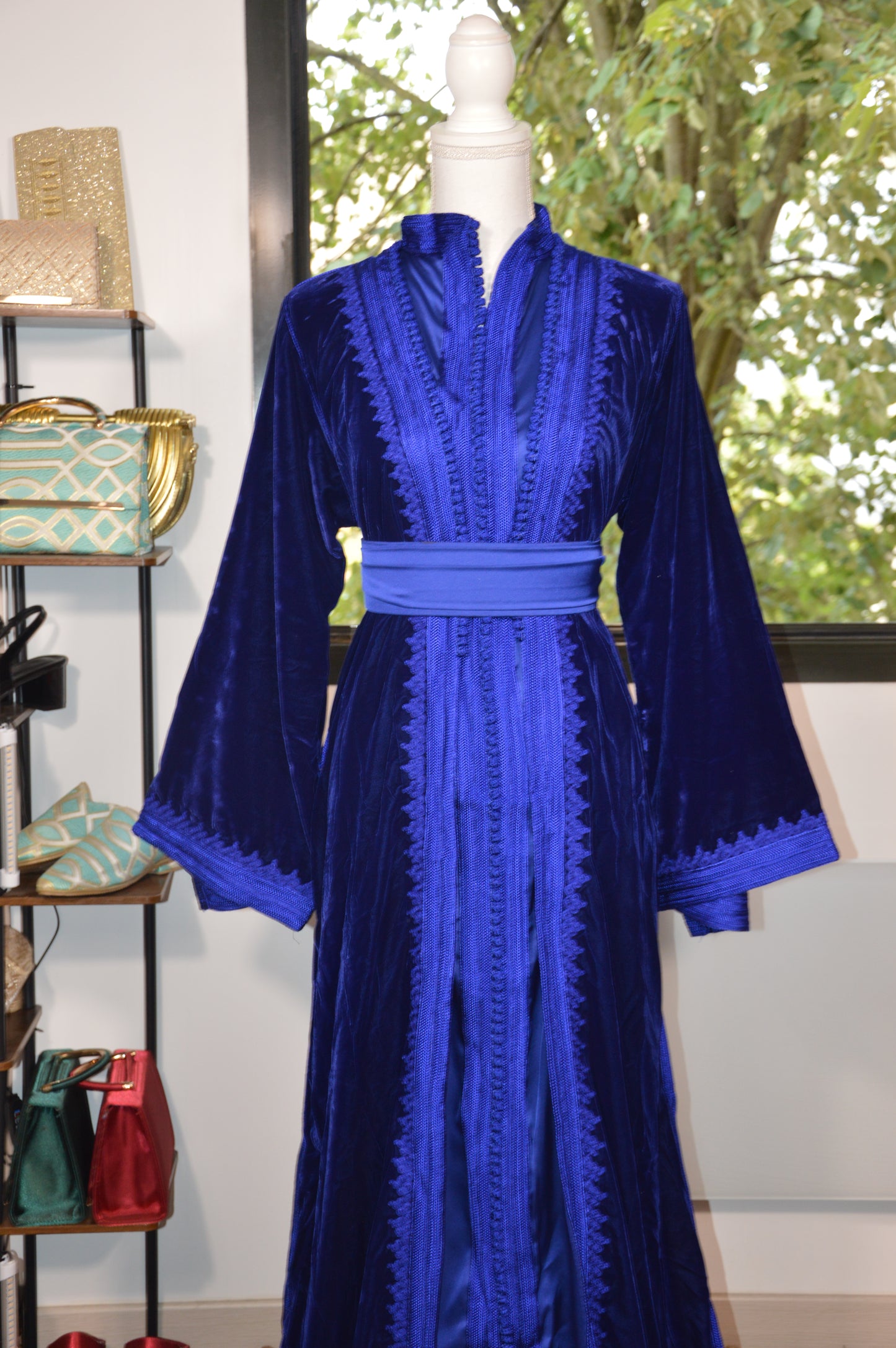 Takchita Col Montant Velours Bleu Roi