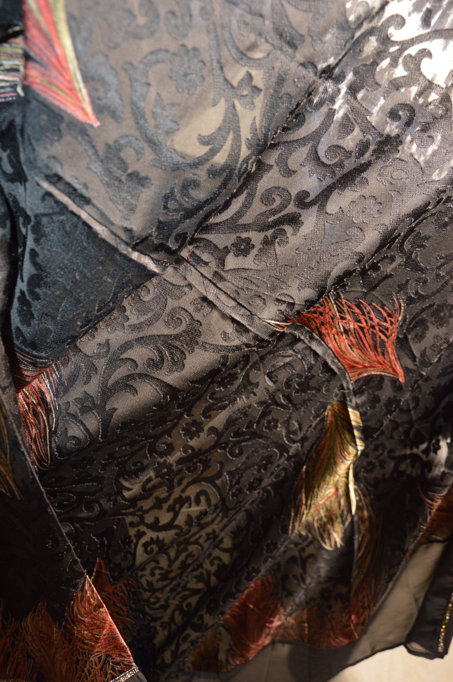 Abaya Kimono Brodé Noir floral - collection dubai