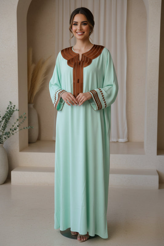 Gandoura Verte Col Marron – Élégance Marocaine