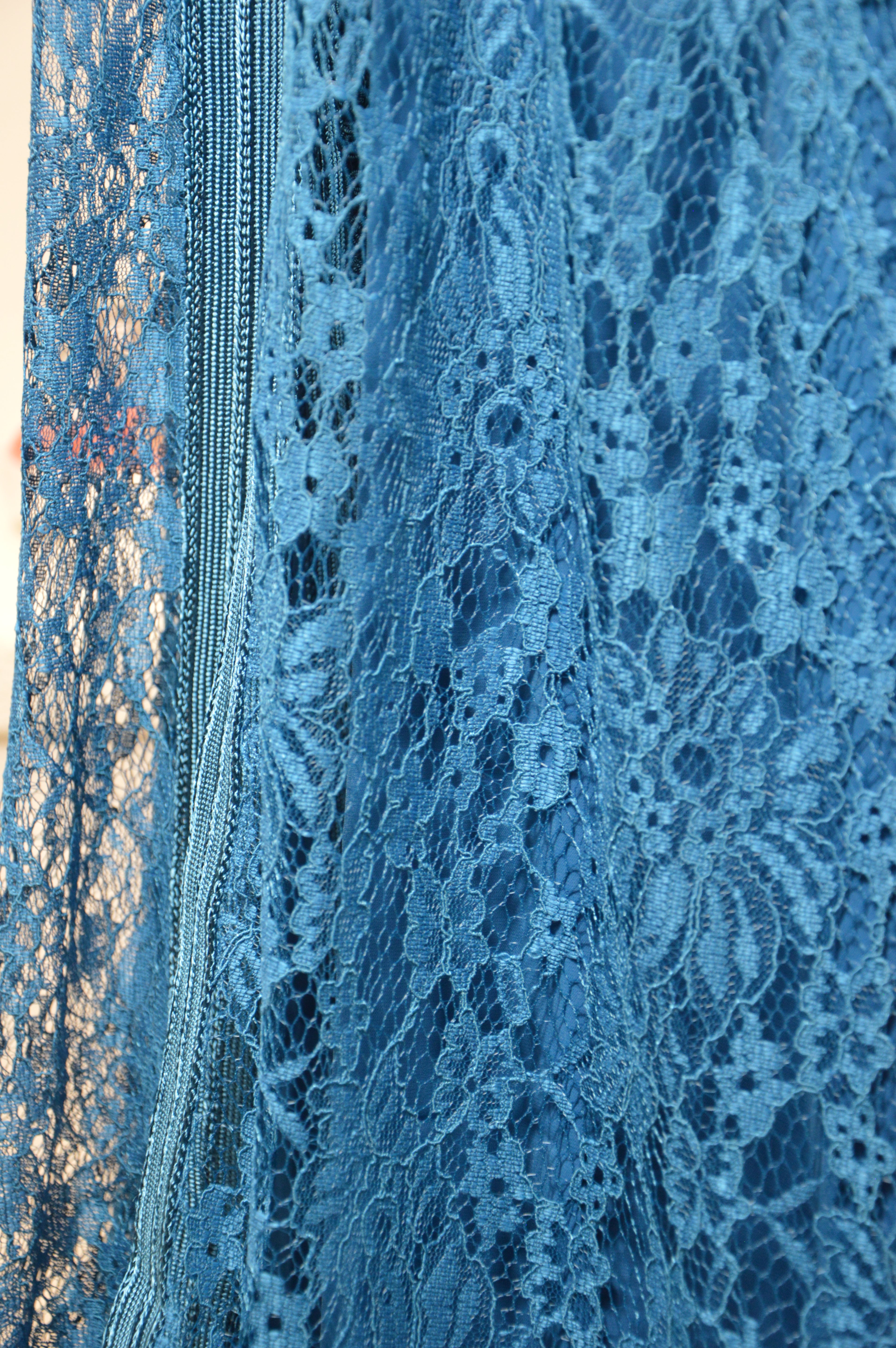 Takchita dentelle Bleu Céruléen « Azur Couture » — Ceinture rigide ton-sur-ton