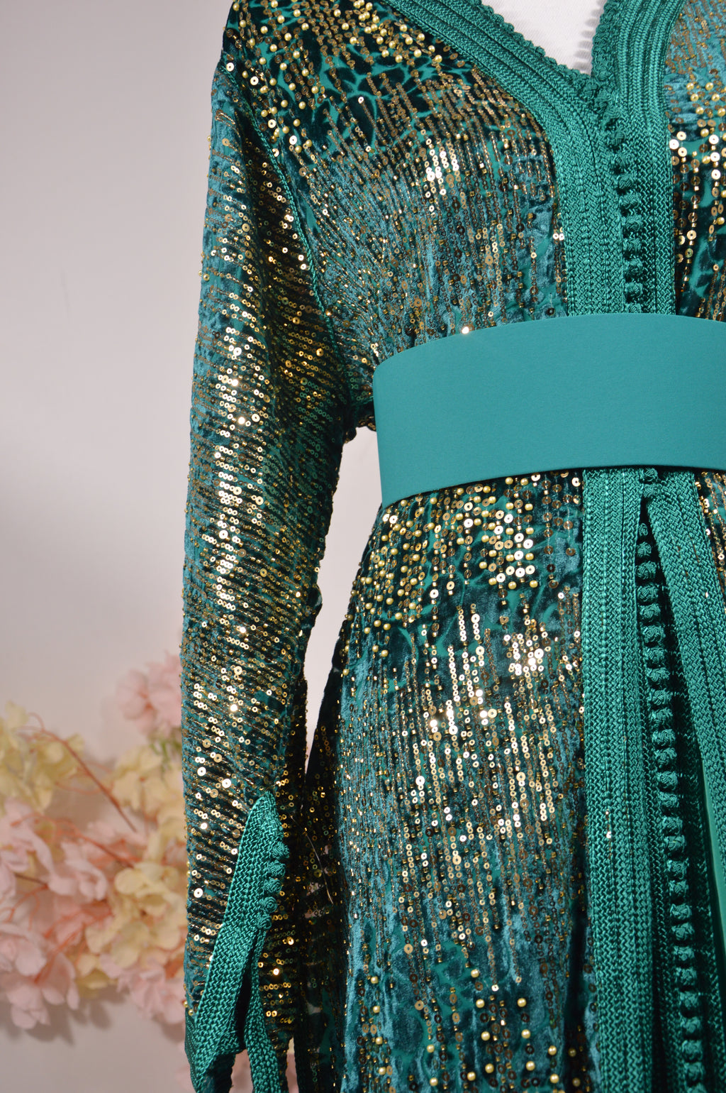 Takchita velours à sequins Vert Émeraude « Éclat d’Émeraude »