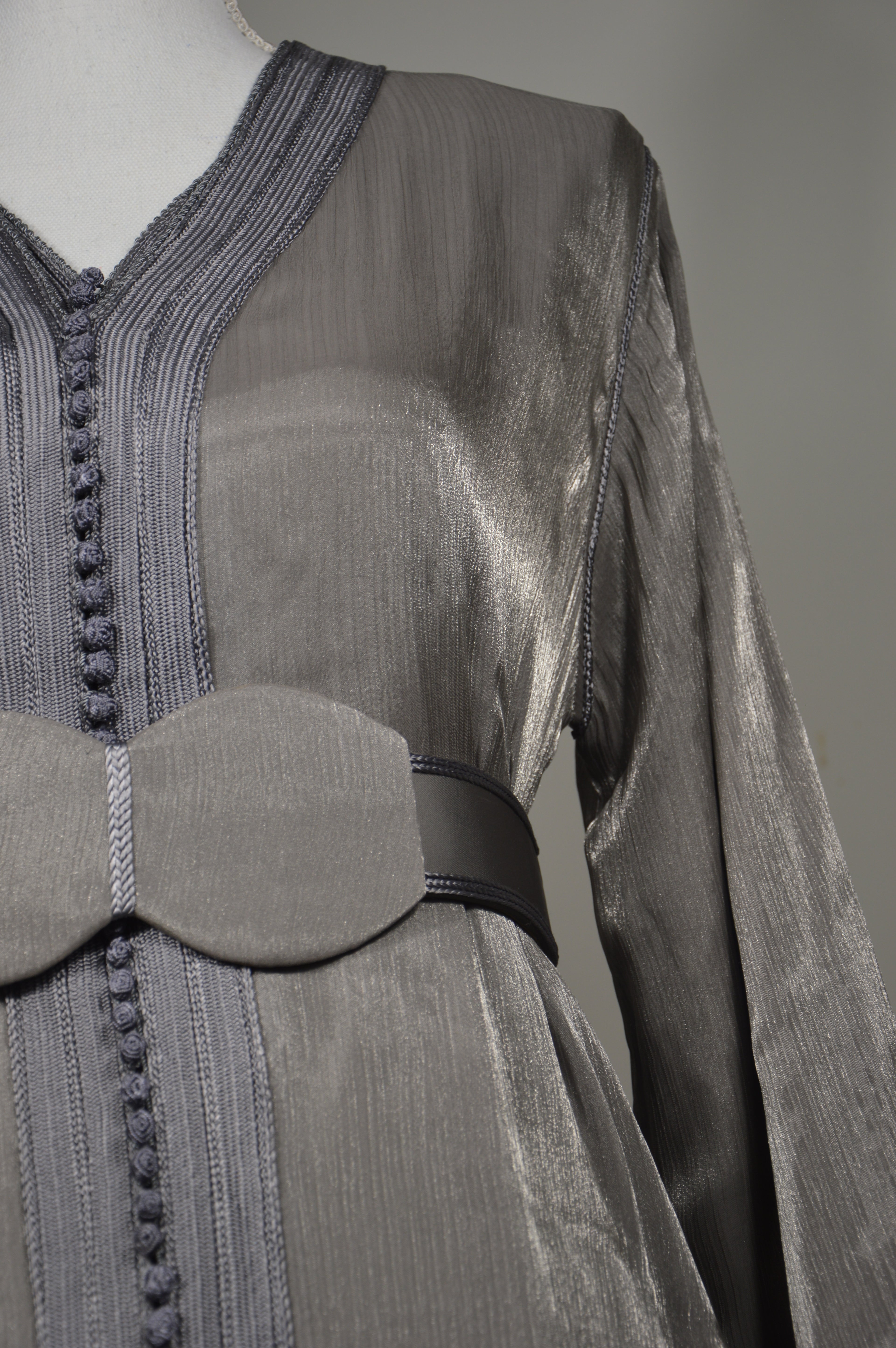 Takchita organza lamé gris perlé Argenté – Zeynaya Prestige