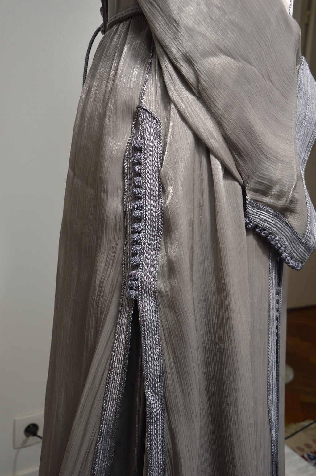 Takchita organza lamé gris perlé Argenté – Zeynaya Prestige