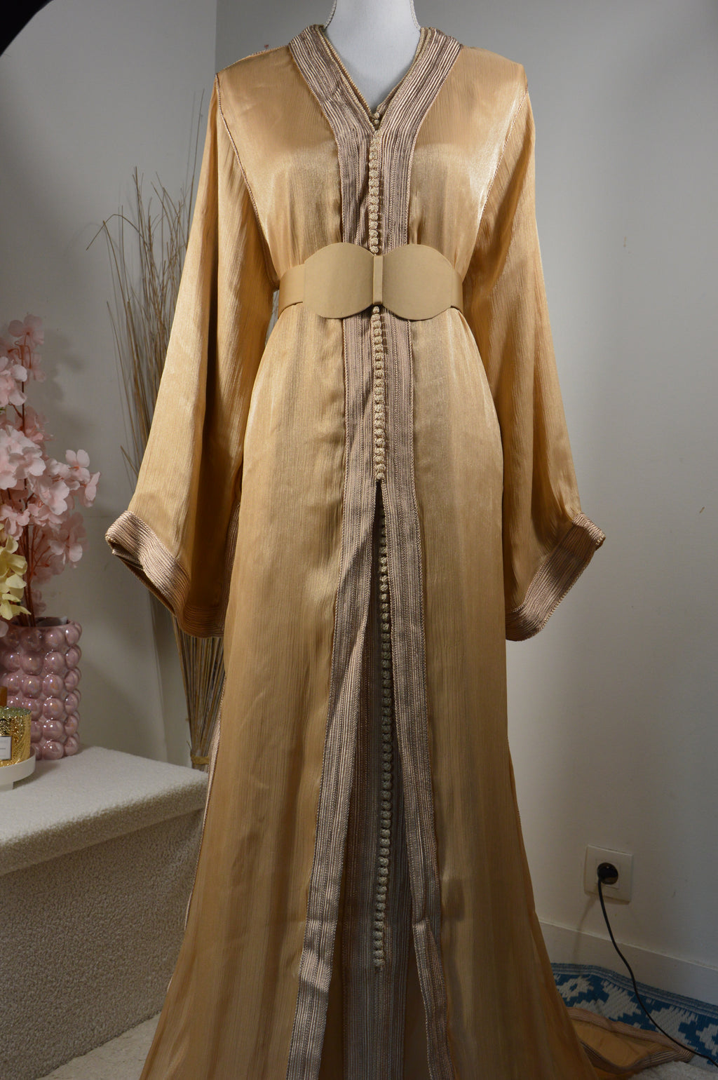 Takchita organza lamé Champagne doré (avec ceinture rigide)