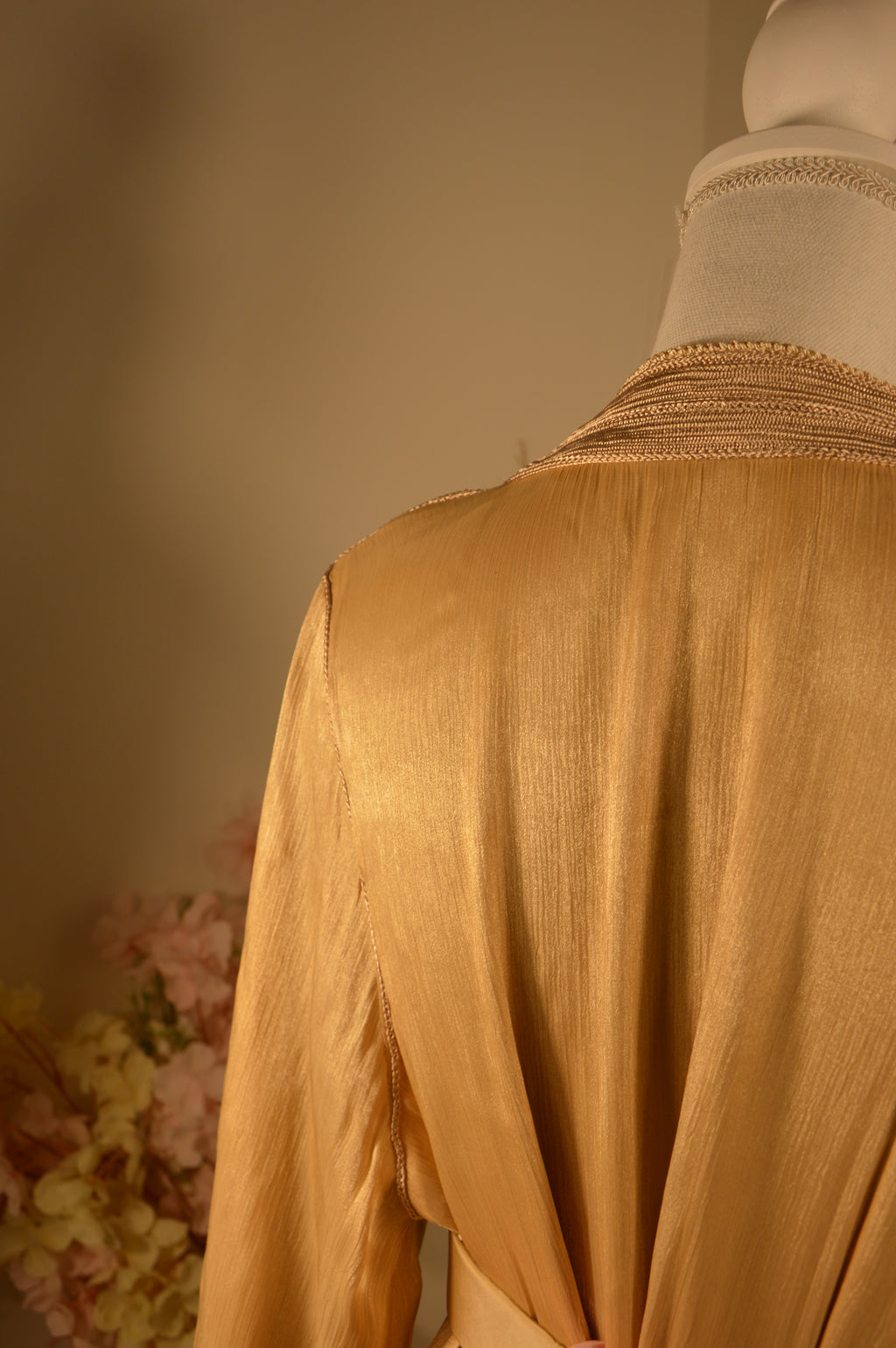 Takchita organza lamé Champagne doré (avec ceinture rigide)