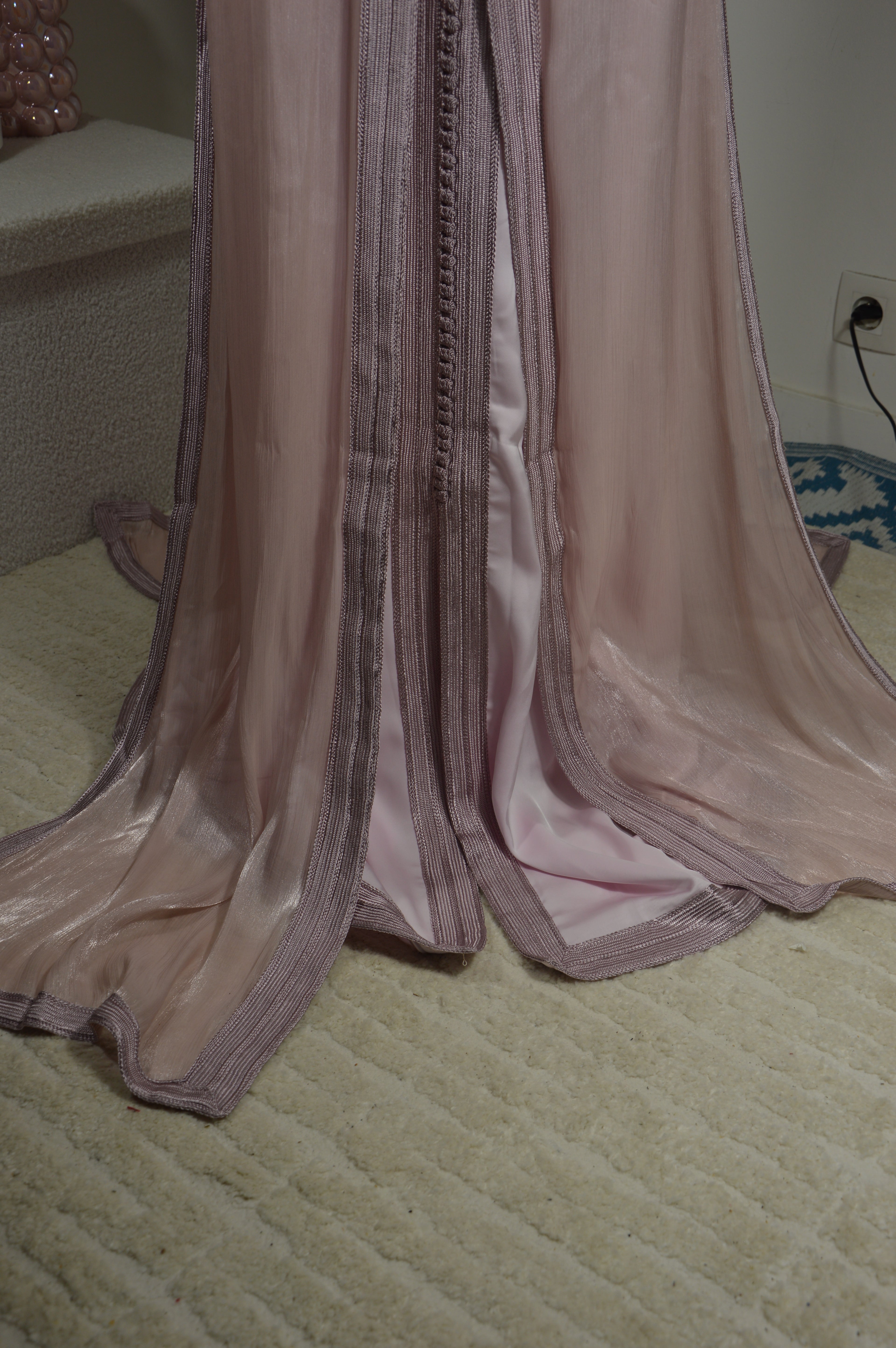 Takchita organza satiné métallisé – Rose poudré