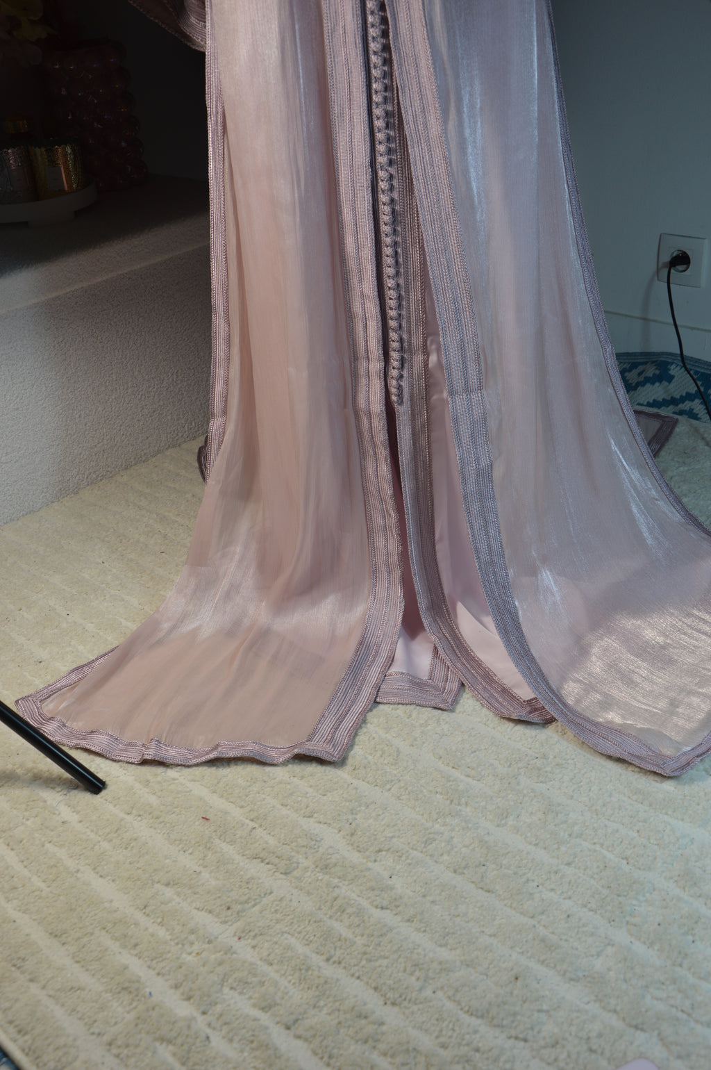 Takchita organza satiné métallisé – Rose poudré