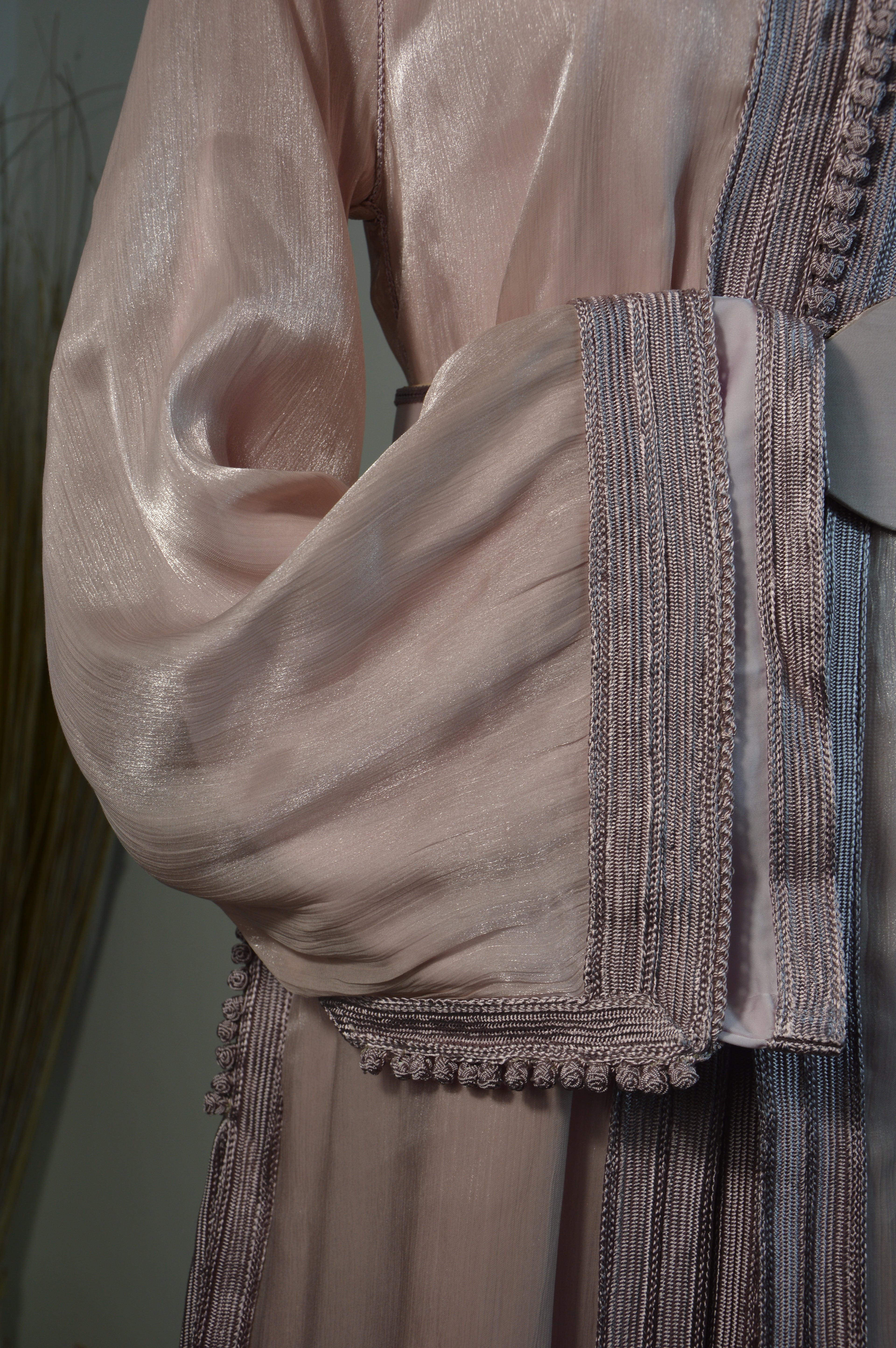 Takchita organza satiné métallisé – Rose poudré