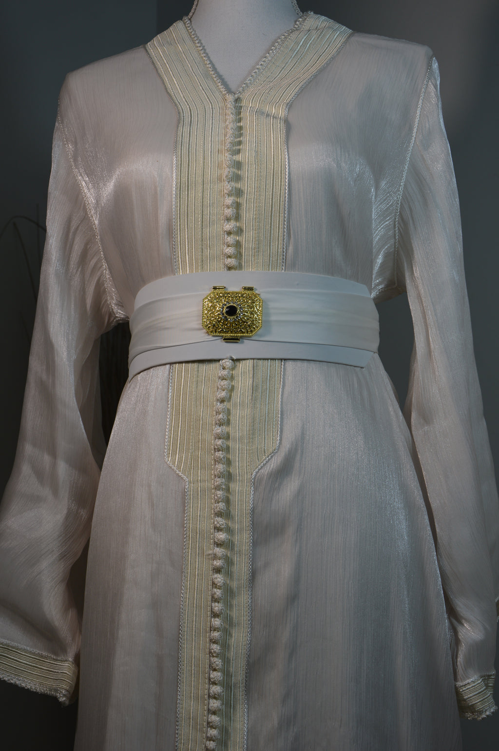 Caftan Organza blanc satiné