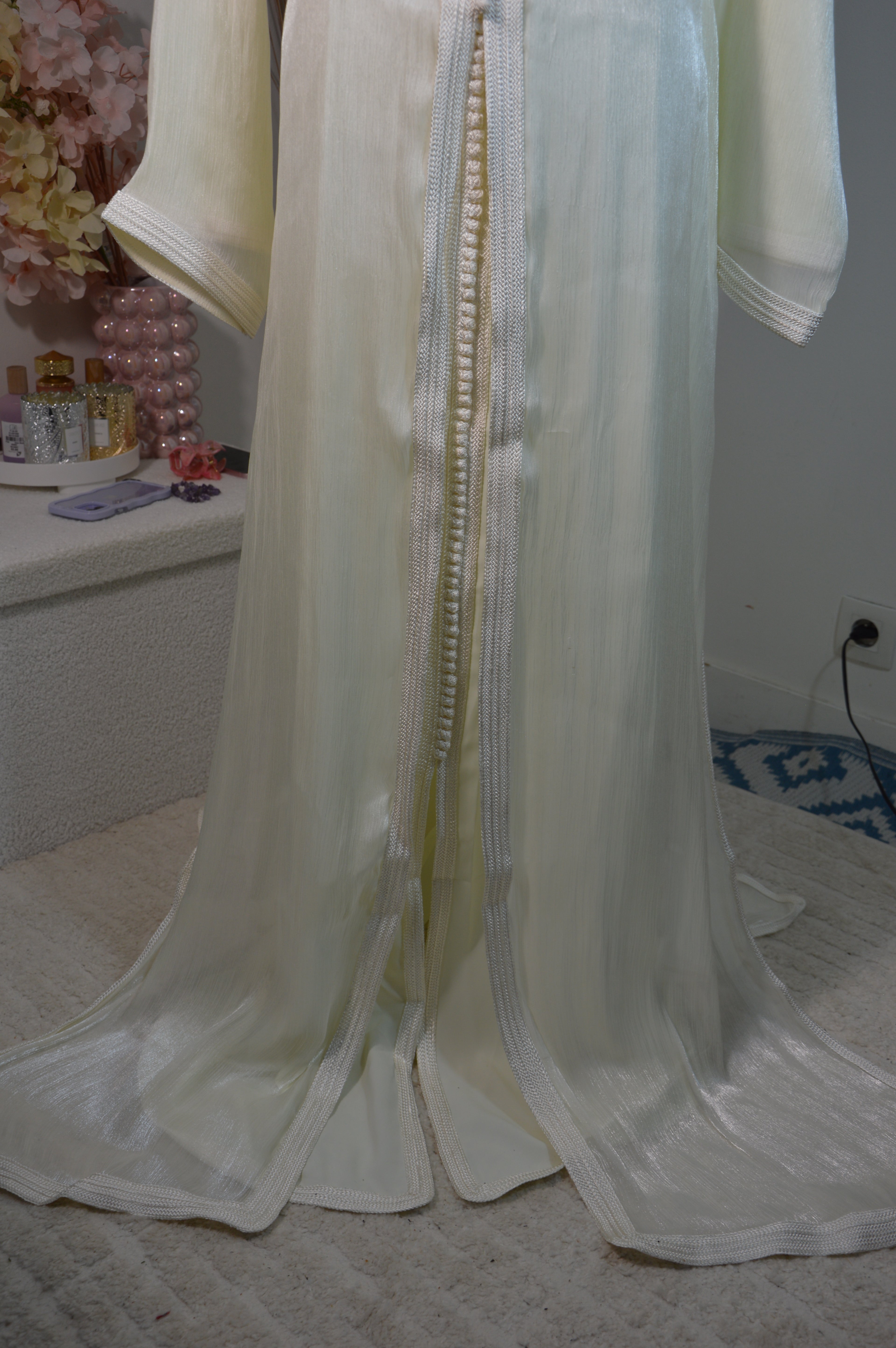 Takchita organza blanc cassé ivoire