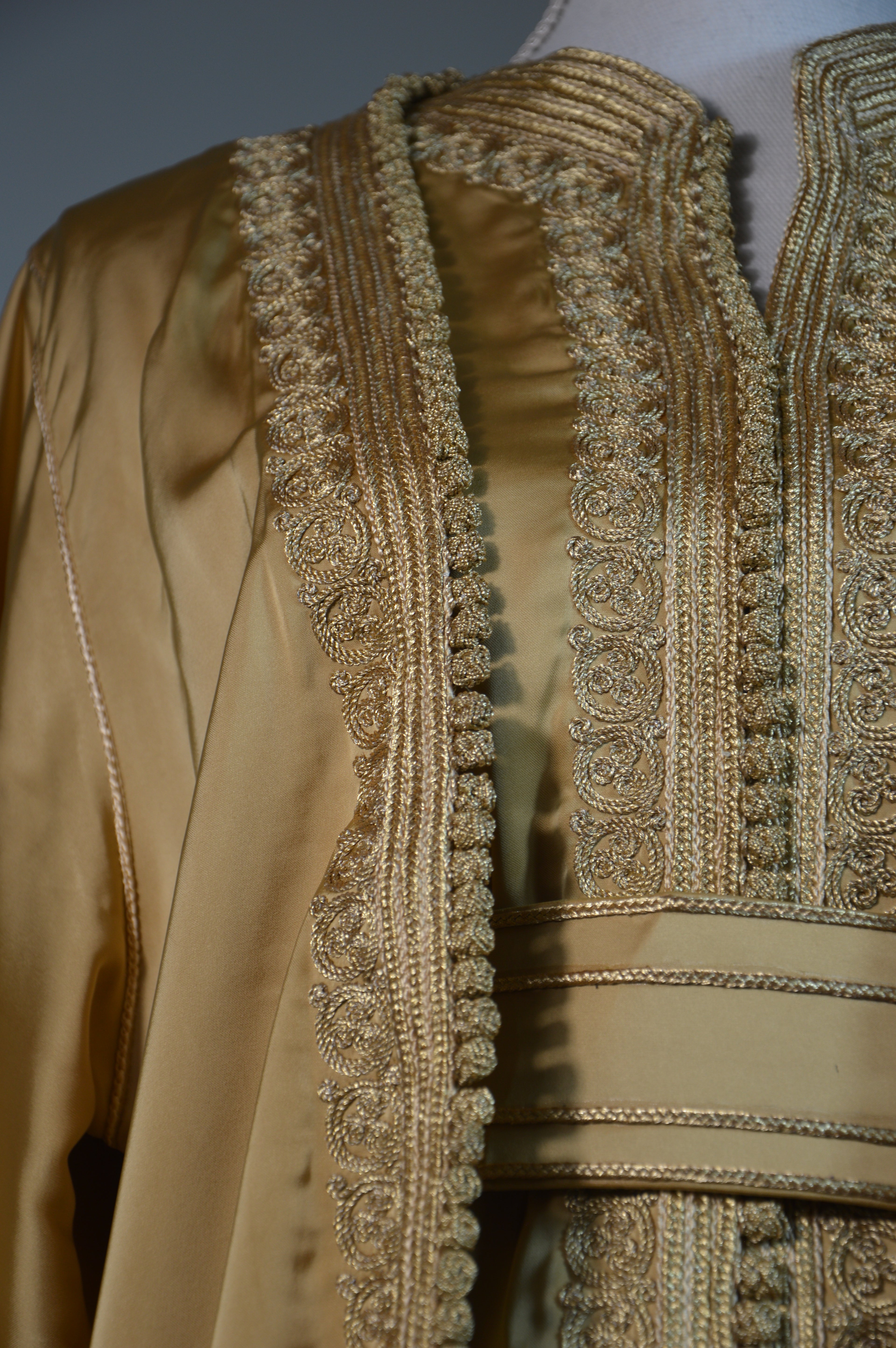 Kimono Oriental Doré - Zeynaya Prestige