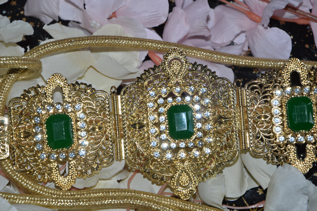 Ceinture marocaine dorée – pierres vert émeraude (Mdamma)