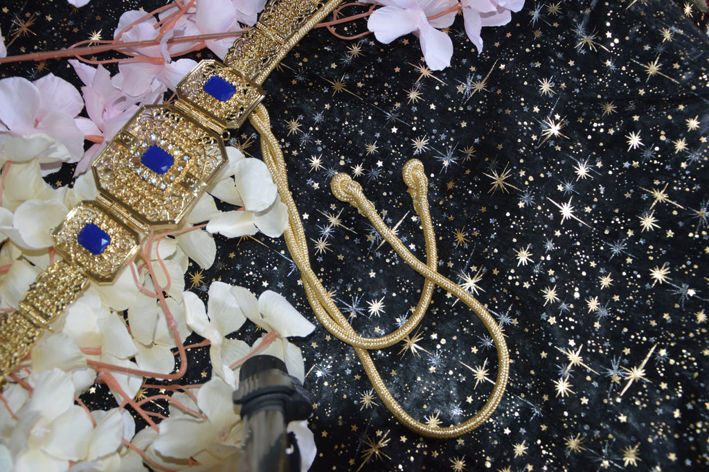 Ceinture orientale dorée – Cabochons Bleu Royal