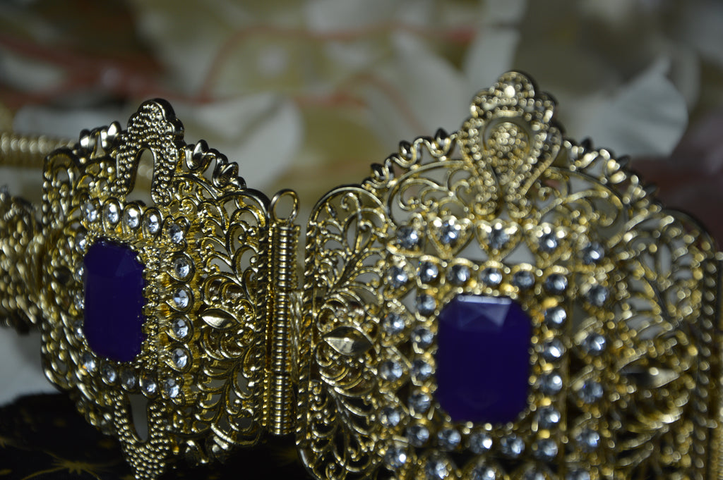 Ceinture Orientale Filigranée – Cabochons Violet & Strass (Réglable) – Finition Or