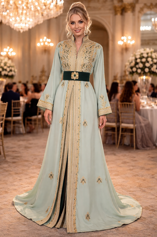Dame_en_caftan_marocain_dansant - ZEYNAYA PRESTIGE 