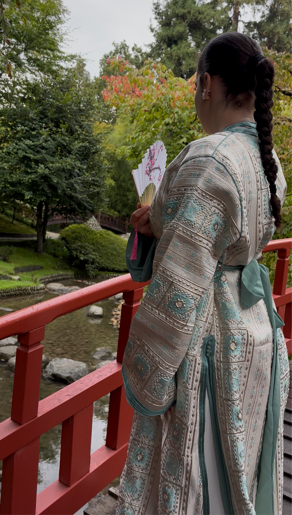 Takchita Brocard Vert Amande & Doré – ZEYNAYA Prestige