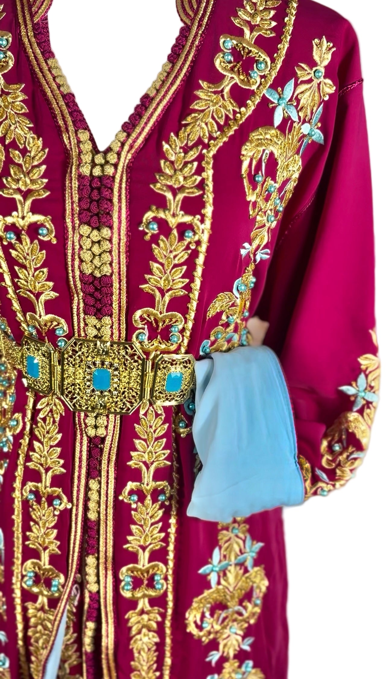 Caftan royal “Soraya” – Fuchsia, broderies or & accents turquoise