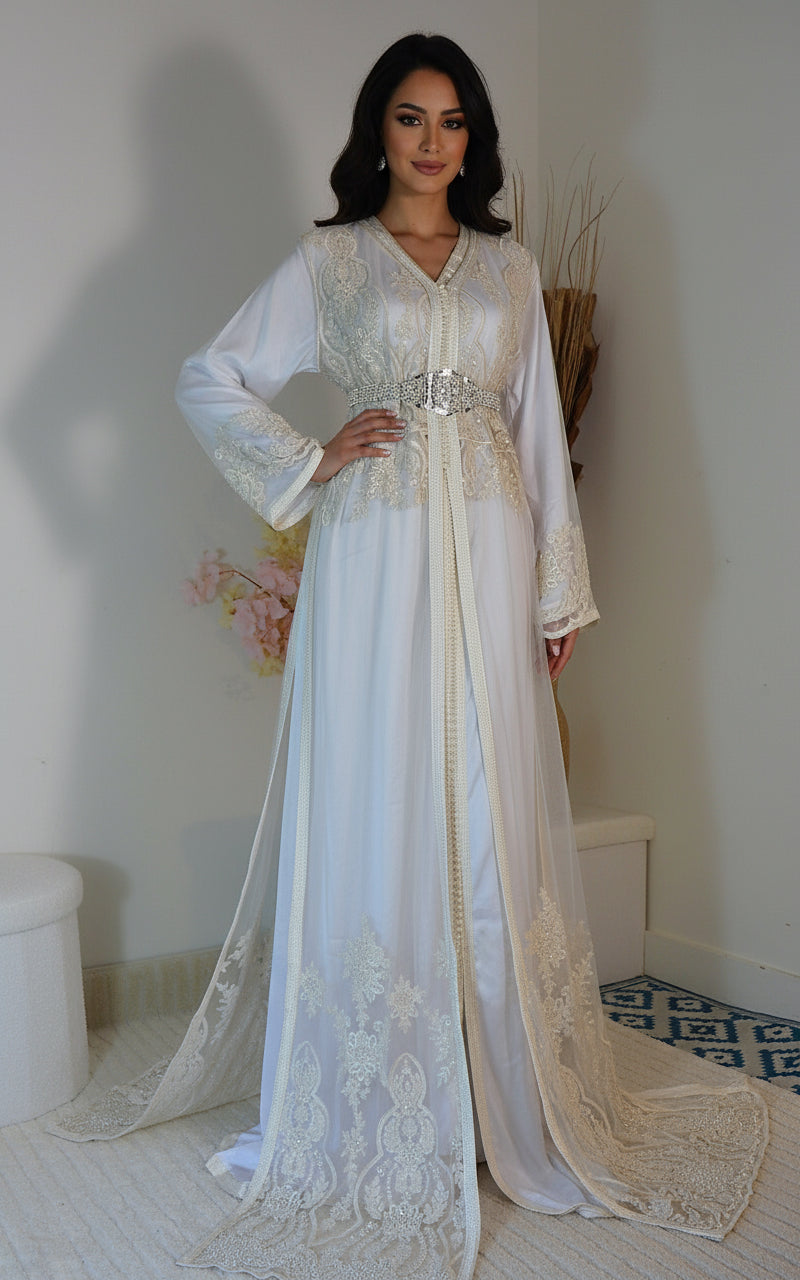 Takchita de la mariée Haute Couture - finement brodée et perlée