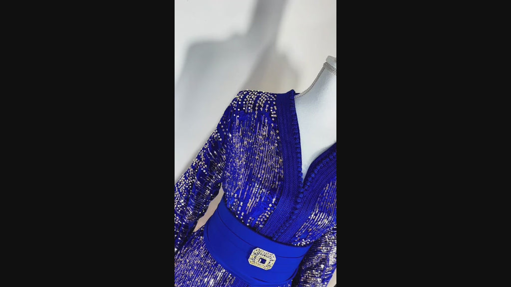 Takchita bleu royal à sequins or – Zeynaya Prestige