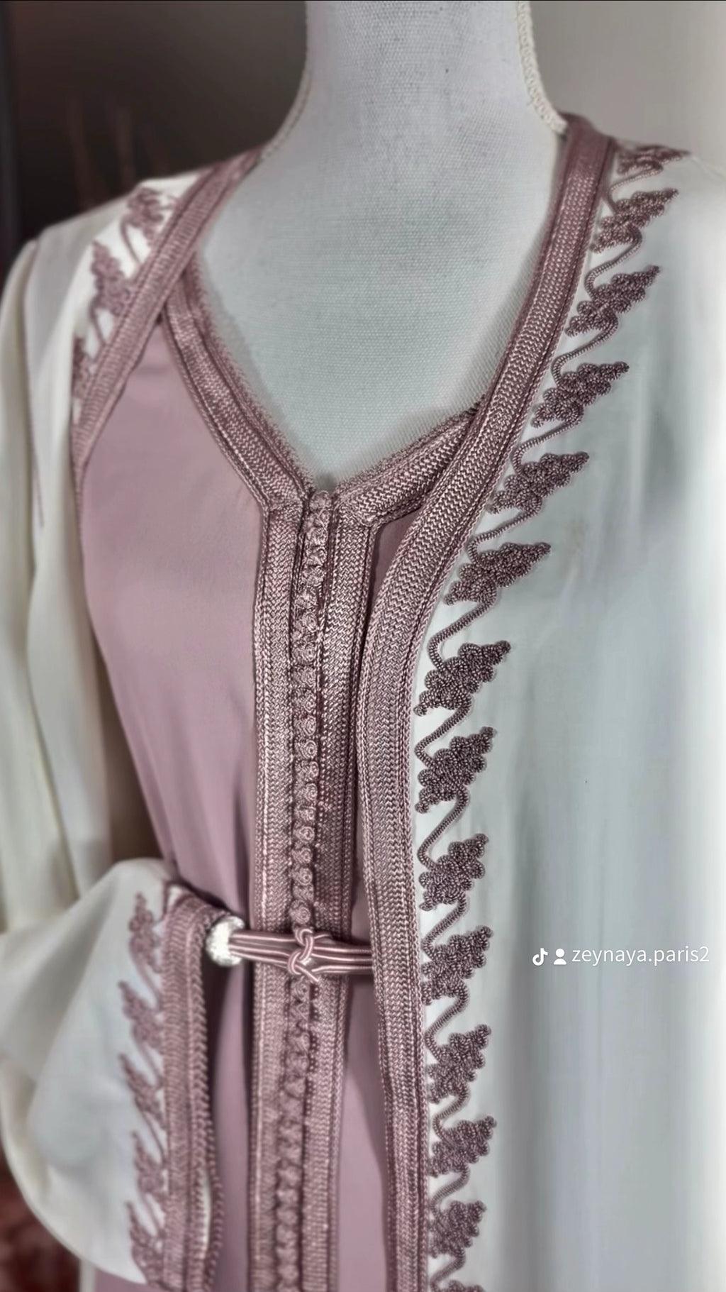 KIMONO “Maysa” – Mauve poudré & ivoire, sfifa artisanale