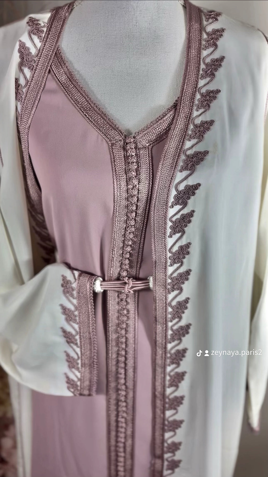 KIMONO “Maysa” – Mauve poudré & ivoire, sfifa artisanale