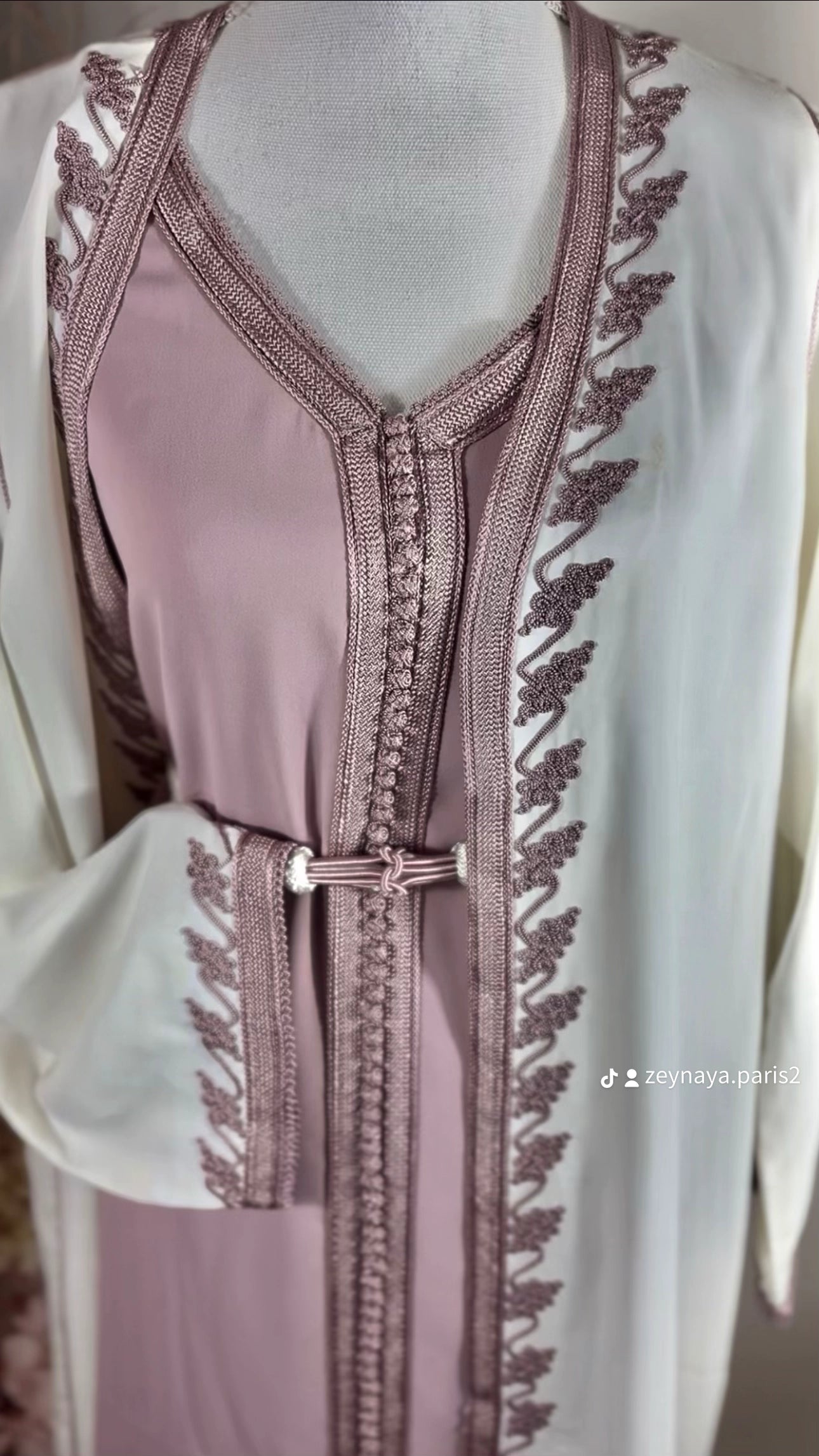 KIMONO “Maysa” – Mauve poudré & ivoire, sfifa artisanale
