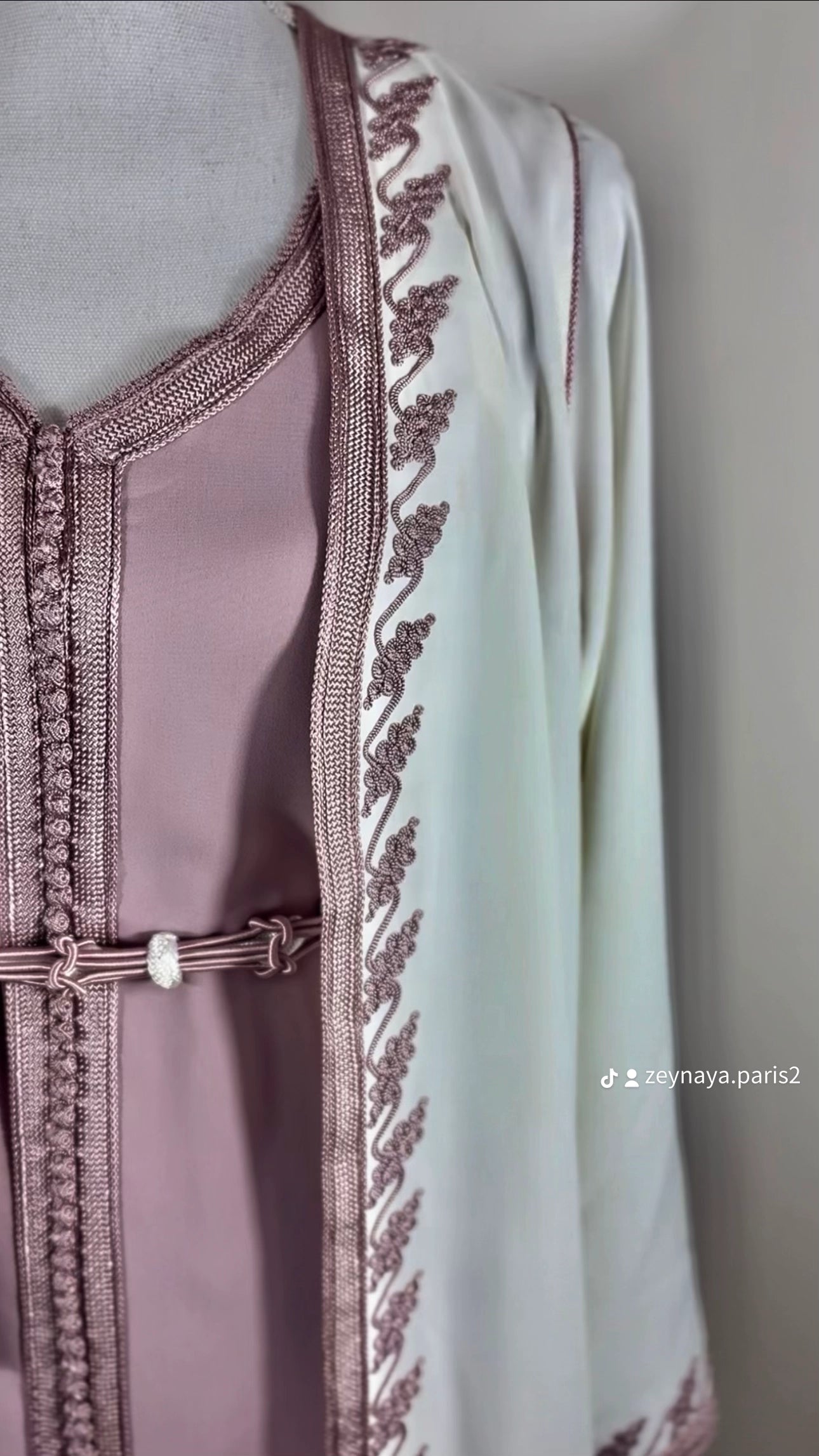 KIMONO “Maysa” – Mauve poudré & ivoire, sfifa artisanale