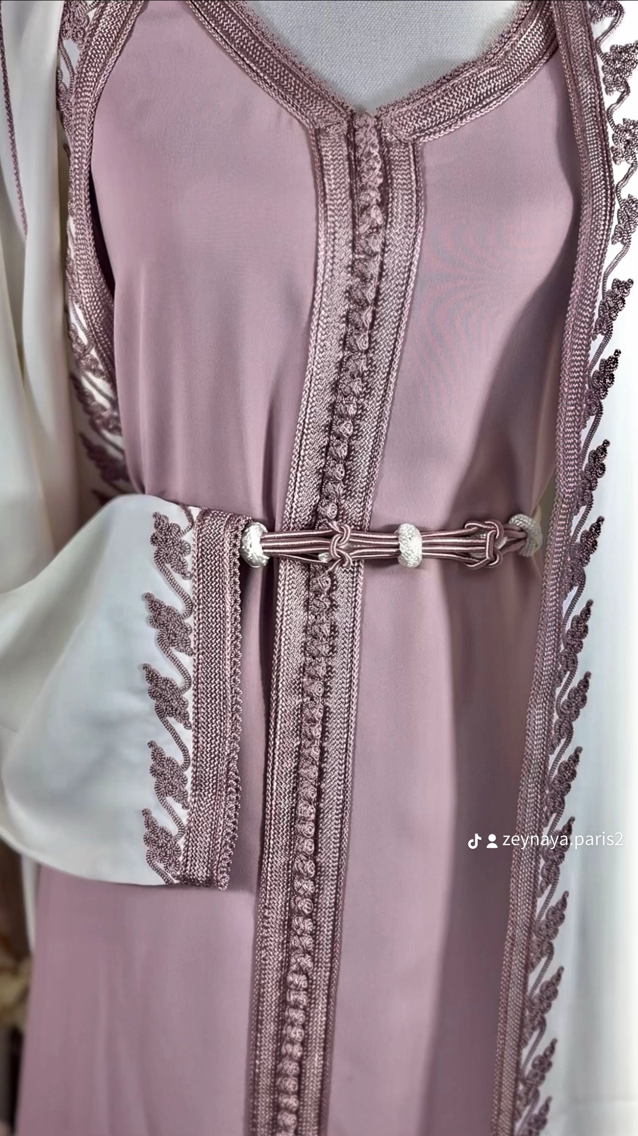 KIMONO “Maysa” – Mauve poudré & ivoire, sfifa artisanale