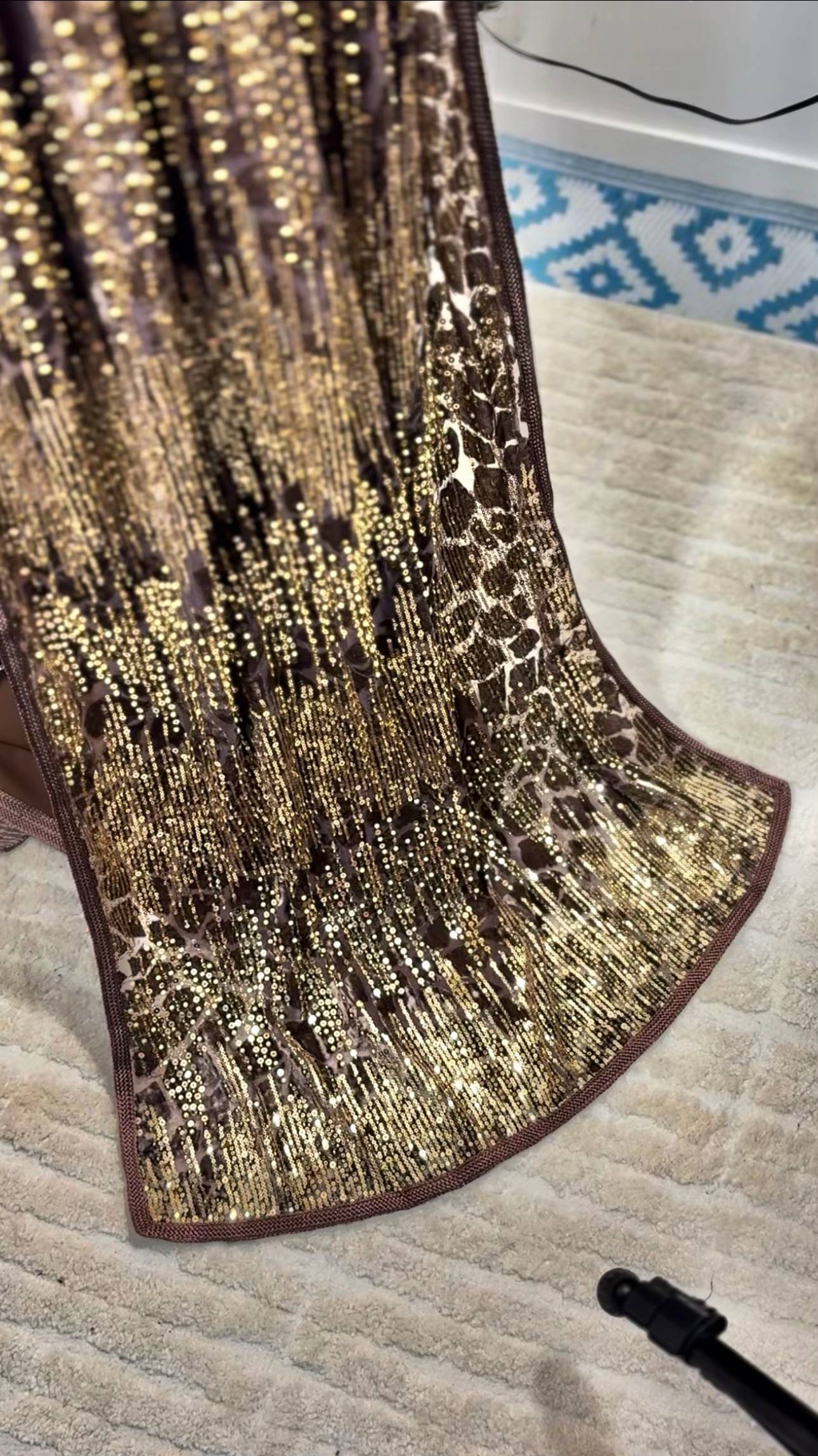 Takchita velours à sequins Chocolat & Or « Orfèvre Nuit » — Ceinture obi bronze